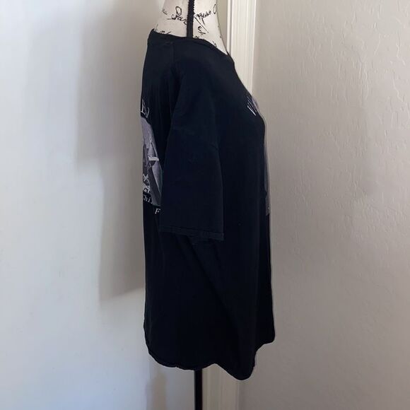 Van Halen Black Graphic Shirt - Picture 2 of 12